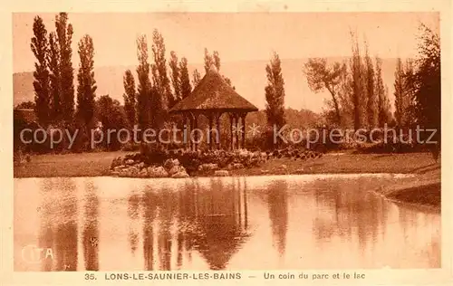 AK / Ansichtskarte Lons le Saunier_Jura Un coin du parc et le lac Lons le Saunier_Jura