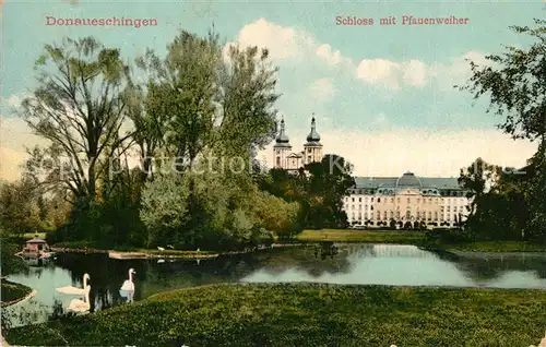 AK / Ansichtskarte Donaueschingen Schloss mit Pfauenweiher Donaueschingen