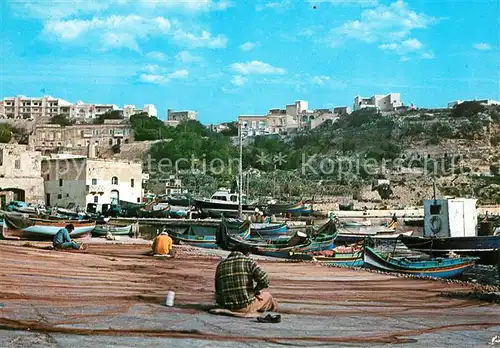 AK / Ansichtskarte Mgarr Harbour Fishermen Fishingboats Mgarr