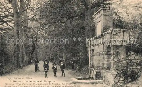 AK / Ansichtskarte Nerac La Fontaine du Dauphine Nerac