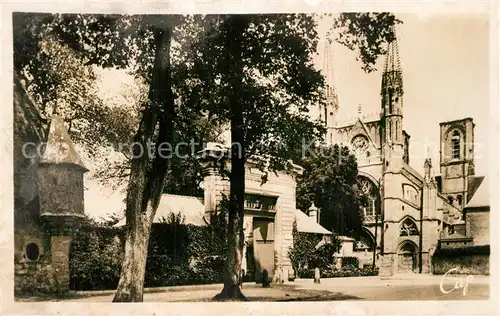 AK / Ansichtskarte Laon_Aisne Eglise Saint Martin Hotel Dieu Laon_Aisne