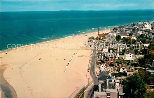 AK / Ansichtskarte Houlgate Cote Fleurie Vue densemble de la plage Houlgate