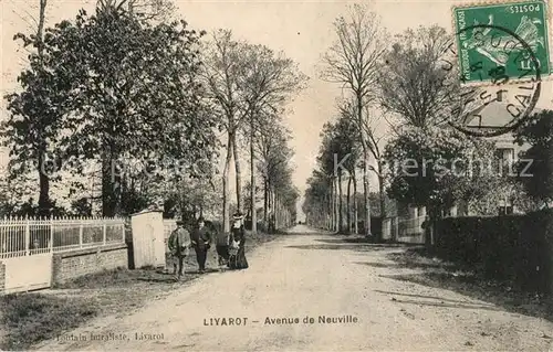 AK / Ansichtskarte Livarot Avenue de Neuville Livarot