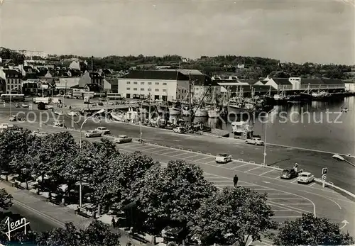 AK / Ansichtskarte Concarneau_Finistere Le port et la Criee Concarneau_Finistere