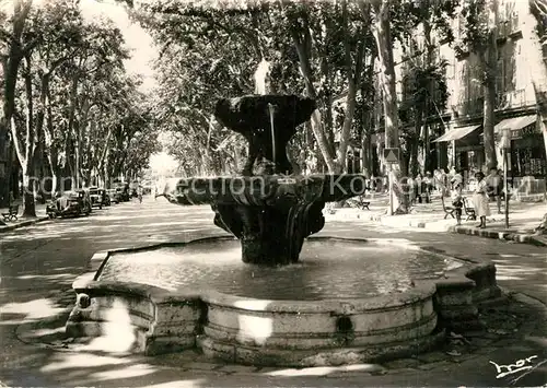 AK / Ansichtskarte Aix en Provence Cours Mirabeau Fontaine des Neuf Canons Aix en Provence