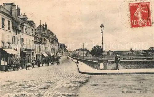 AK / Ansichtskarte Nevers_Nievre Le Quai de Loire Nevers Nievre