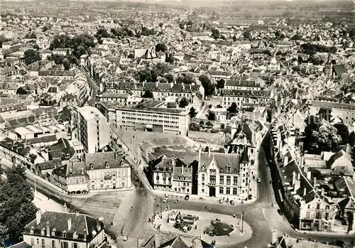 AK / Ansichtskarte Nevers_Nievre Place Carnot La Poste Vue aerienne Nevers Nievre