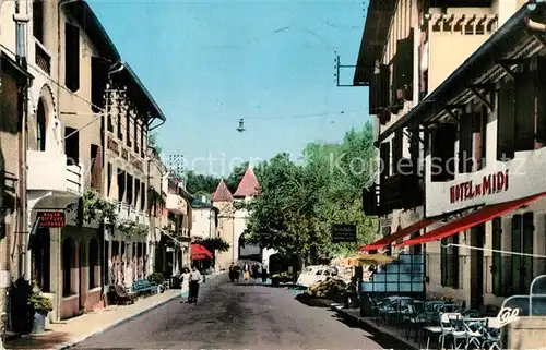 AK / Ansichtskarte Barbotan_les_Thermes La Rue Centrale Hotel du Midi Barbotan_les_Thermes