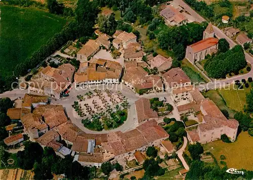 AK / Ansichtskarte Fources Fliegeraufnahme Bastide du XIV une place ronde Fources