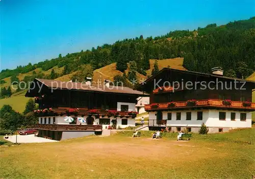 AK / Ansichtskarte Saalbach Hinterglemm Jugendheim Pension Grubhof  Saalbach Hinterglemm