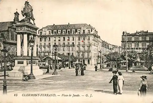 AK / Ansichtskarte Clermont_Ferrand_Puy_de_Dome Place de Jaude Clermont_Ferrand