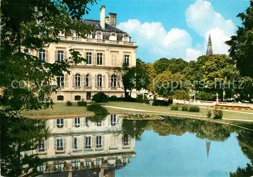 AK / Ansichtskarte Epernay_Marne Hotel de Ville Etang Rathaus Teich Epernay Marne