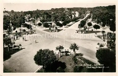 AK / Ansichtskarte La_Baule les Pins Place des Palmiers La_Baule les Pins