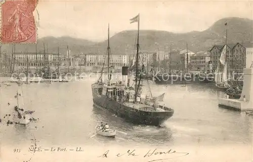 AK / Ansichtskarte Nice_Alpes_Maritimes Le Port Bateaux Nice_Alpes_Maritimes