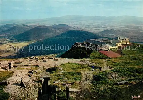 AK / Ansichtskarte Le_Puy_de_Dome Les domes sud et lhotel vus du sommet Les ruines du temple de Mercure Vue aerienne Le_Puy_de_Dome