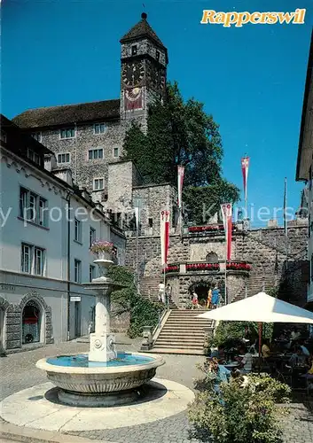 AK / Ansichtskarte Rapperswil_SG Hauptplatz mit Schloss Brunnen Rapperswil SG