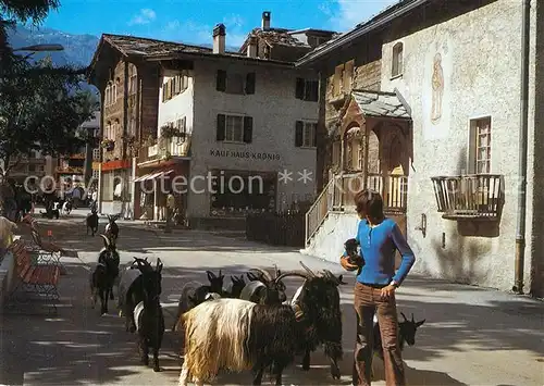 AK / Ansichtskarte Zermatt_VS Dorfstrasse Kaufhaus Kronig Geissen Zermatt_VS