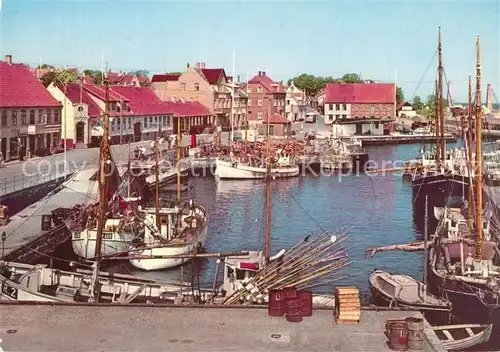 AK / Ansichtskarte Allinge_Bornholm Hafen Fischkutter Allinge Bornholm