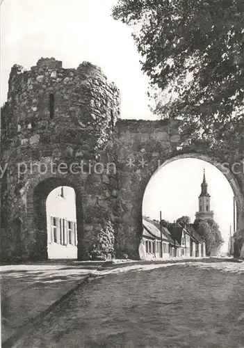 AK / Ansichtskarte Templin Stadtmauer mit Wiekhaus Templin