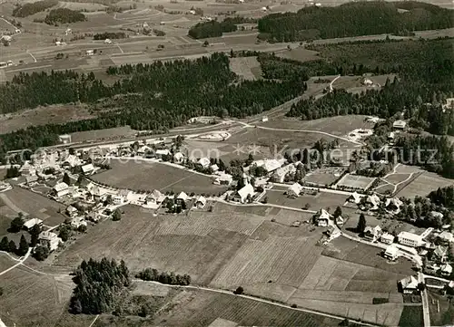 AK / Ansichtskarte Hinterzarten Fliegeraufnahme Hinterzarten