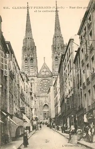 Clermont Ferrand Rue des Gras et la Cathedrale Clermont Ferrand