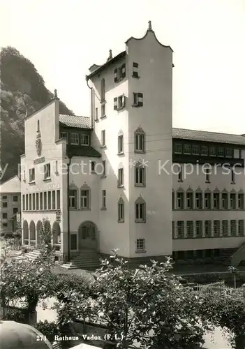 AK / Ansichtskarte Vaduz Rathaus Liechtenstein Vaduz