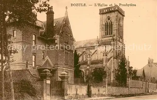 AK / Ansichtskarte Dozule Eglise et le Presbytere Dozule