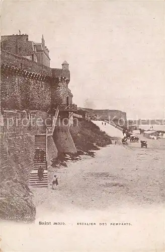 Saint Malo_Ille et Vilaine_Bretagne Escalier des remparts Saint Malo_Ille et Vilaine