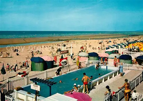 AK / Ansichtskarte Cabourg La piscine et la plage Cabourg