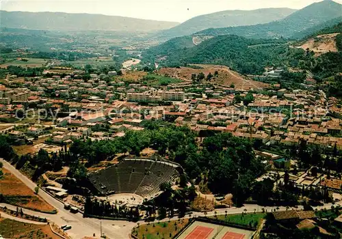 AK / Ansichtskarte Vaison la Romaine_Vaucluse En avion au dessus de la ville Theatre Antique Vaison la Romaine