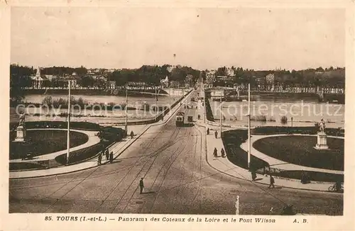 Tours_Indre et Loire Panorama des Coteaux de la Loire et Pont Wilson Tours Indre et Loire