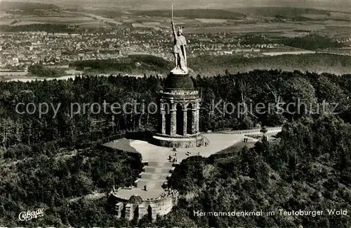 AK / Ansichtskarte Detmold Hermannsdenkmal im Teutoburger Wald Fliegeraufnahme Detmold