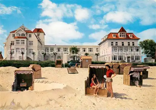 AK / Ansichtskarte Scharbeutz_Ostseebad Hotel Berliner Hof Strandpartie Scharbeutz_Ostseebad