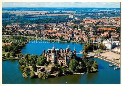 AK / Ansichtskarte Schwerin_Mecklenburg Fliegeraufnahme mit Schweriner Schloss Schwerin_Mecklenburg