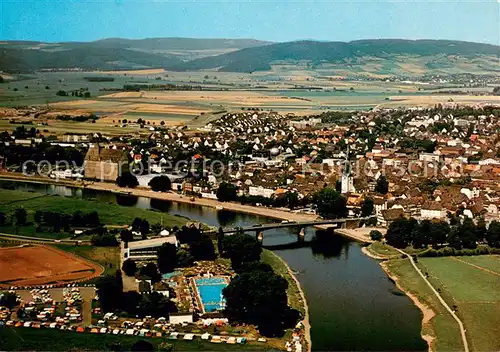 AK / Ansichtskarte Holzminden_Weser Fliegeraufnahme mit Freibad und Campingplatz Holzminden Weser