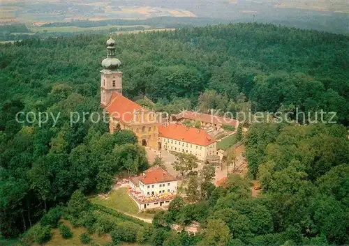 AK / Ansichtskarte Amberg_Oberpfalz Wallfahrtskirche Mariahilfberg mit Franziskanerkloster Fliegeraufnahme Amberg Oberpfalz