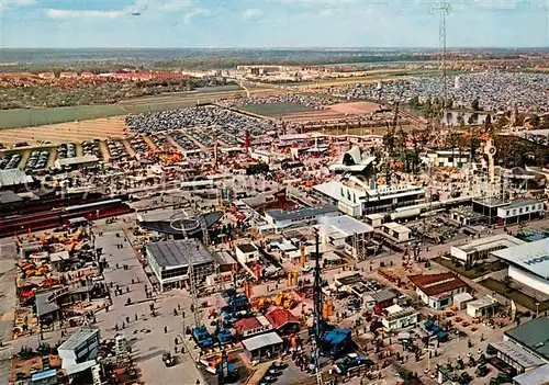 AK / Ansichtskarte Hannover Messegelaende Fliegeraufnahme Hannover