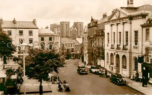 AK / Ansichtskarte Ripon Cathedral and Town Hall Ripon