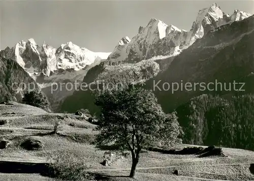 AK / Ansichtskarte Soglio Blick auf Sciora Gruppe Piz Cengalo und Piz Badile Soglio