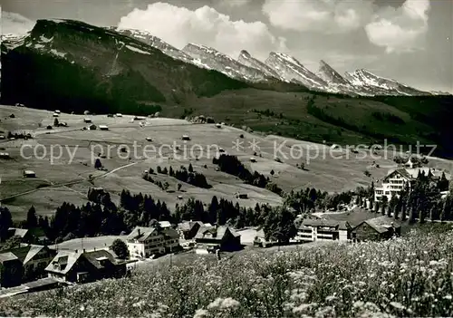 AK / Ansichtskarte Lisighaus_Wildhaus mit den 7 Churfirsten 