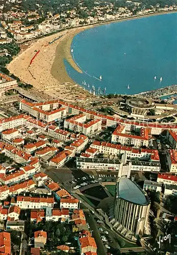 AK / Ansichtskarte Royan_Charente Maritime Vue generale aerienne L Eglise Royan Charente Maritime