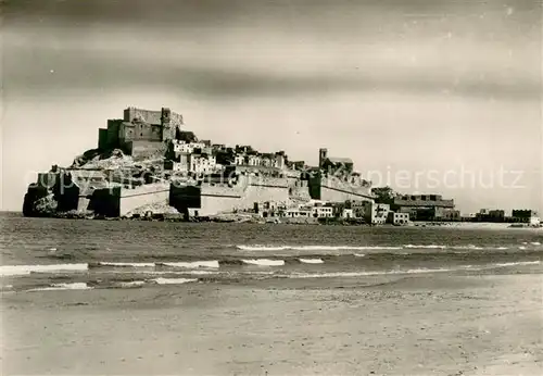 AK / Ansichtskarte Peniscola Playa y Castillo al fondo Peniscola