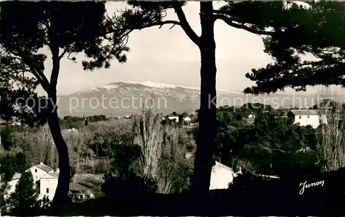 AK / Ansichtskarte Carpentras avec Mont Ventoux Carpentras