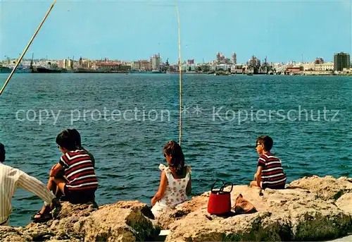 AK / Ansichtskarte Cadiz_Andalucia Panoramica del Puerto desde la Darsena Cadiz Andalucia