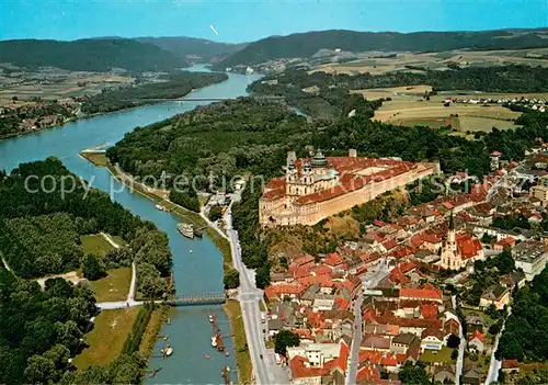 AK / Ansichtskarte Melk_Donau Benediktinerstift Fliegeraufnahme Melk_Donau