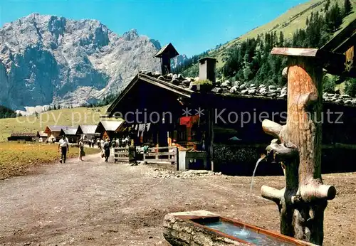 AK / Ansichtskarte Engalm am Grossen Ahornboden mit Grubenkarspitze Engalm