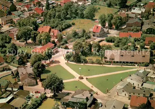 AK / Ansichtskarte Kaltenkirchen_Holstein Rund um den Marktplatz Fliegeraufnahme Kaltenkirchen_Holstein