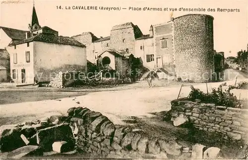 AK / Ansichtskarte La_Cavalerie Place d Armes et vue d ensemble des remparts La_Cavalerie