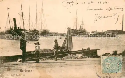 AK / Ansichtskarte Bordeaux Quai du port Bateaux Vapeurs Bordeaux