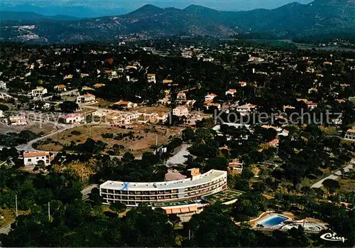 AK / Ansichtskarte Frejus Centre familial de vacances Union Mutualiste de Meurthe et Moselle La tour de Mare Vue aerienne Frejus